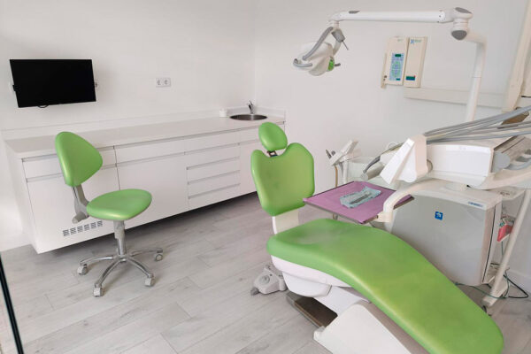 especialista ortodoncia dra diaz bruces meco madrid